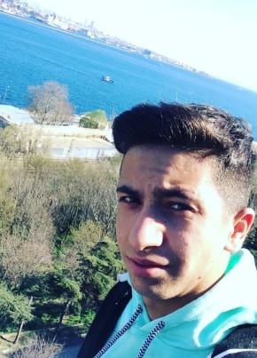 Ahmet, 21, Türkiye Cumhuriyeti, İstanbul