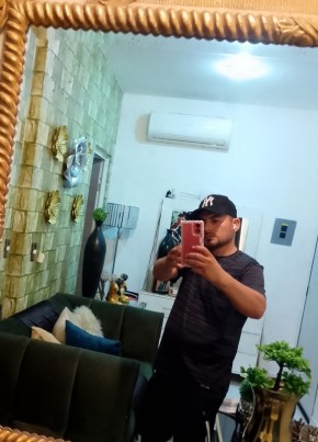 Emilio из Culiacán 18 лет