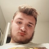 Devyn, 20  , Pekin