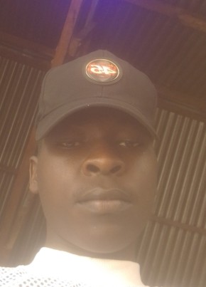 Mk, 18, Uganda, Kampala