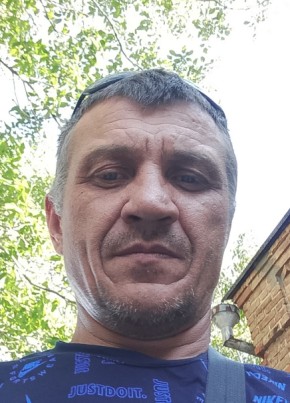 Саша из Аксая 47 лет
