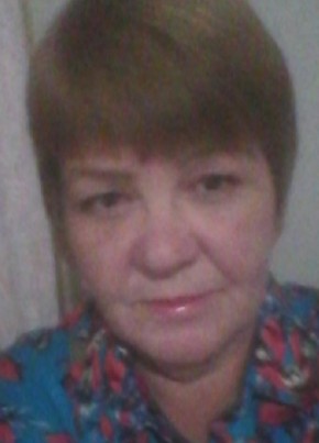 Виолета, 59, Россия, Симферополь