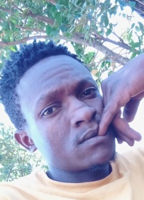 Brightone, 25, Kenya, Nakuru