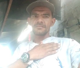 Victor, 35, Maracay