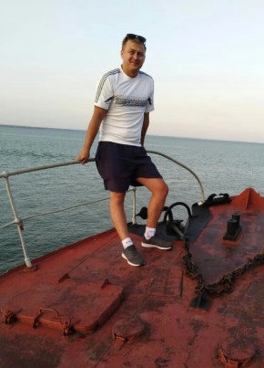 Дмитрий из Таганрога 38 лет