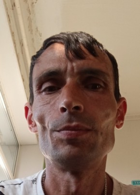 Юрий из Рыбинска 44 года