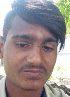 Akash, 20, India, Bisalpur