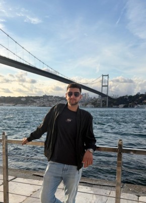 Hüseyin из Midyat 27 лет