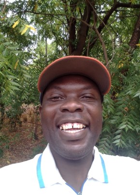 Emmanuel Ngambo, 44, Kenya, Malindi