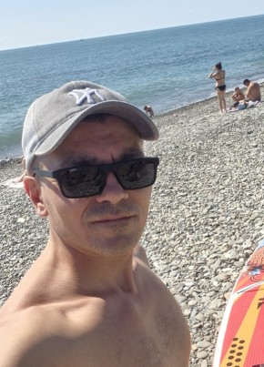 Николай из Адлера 44 года
