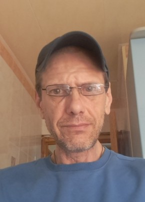 Андрей из Ростова-на-Дону 53 года