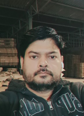 Ram Prakash, 38, India, Morvi
