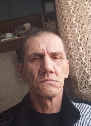 Олег из Екатеринбурга 56 лет