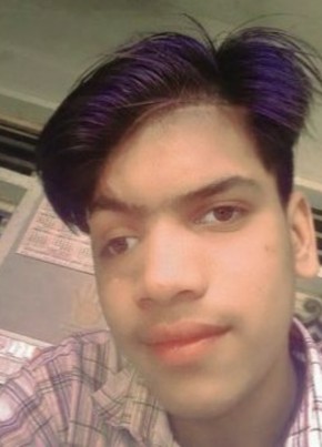 Amit kataria, 19, India, Gorakhpur (Haryana)