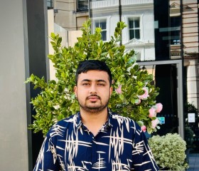 Moosa, 24, Birmingham