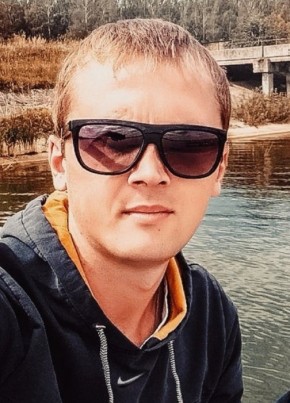 Максим, 36, Россия, Омск