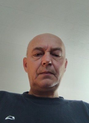 Боб из Сланцы 61 год