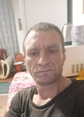 Евгений из Новопокровки 43 года