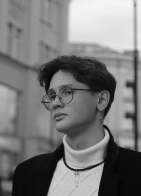 Артём из Москвы 20 лет