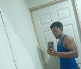 Ravich, 29, San Isidro