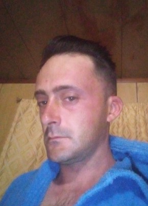 Denis, 33, Repubblica Italiana, Corigliano Scalo