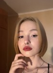 Katya, 19, Moscow