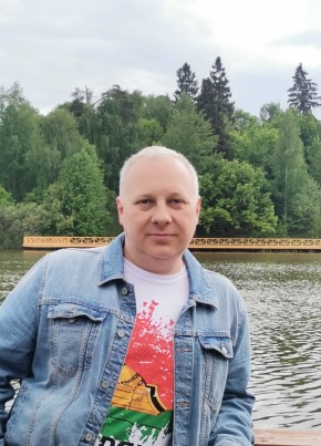 Роман, 44, Россия, Москва