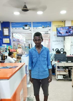 Praveen Praveen, 18, India, Chennai