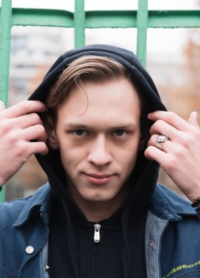 Анатолий из Владимира 23 года