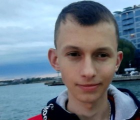 Виктор, 18 лет, Белогорск (Крым)