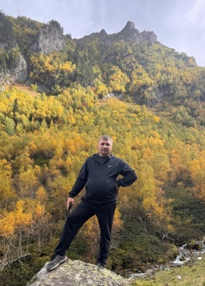 Олег из Пятигорска 50 лет