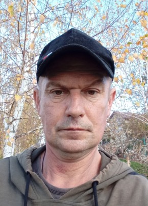 Руслан из Варениковскаи 50 лет