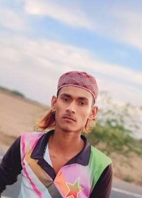 ABRAM, 18, India, Māndvi