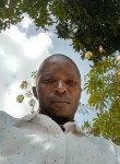 Zedii, 18, Meru