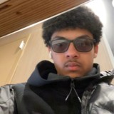 Chris, 19  , Centereach