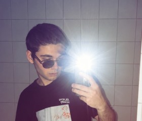 Valeri, 19, Stockholm