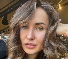 Dina, 26, Saint Petersburg