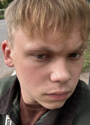 Александр из Ишимбая 21 год