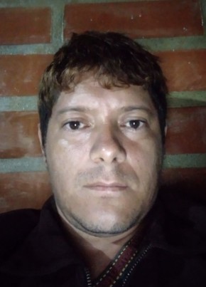 Yairo, 37, República de Colombia, Medellín
