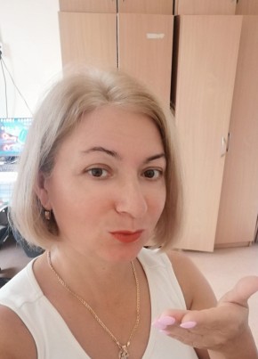 Марина, 51, Россия, Приозерск