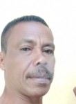 Hen, 45, Maumere