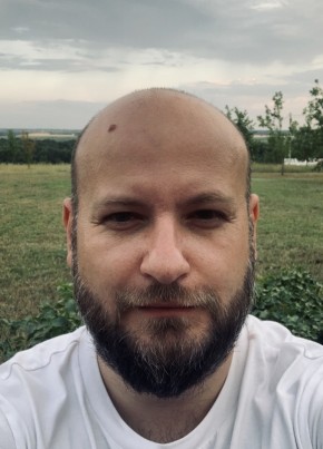Илья, 38, Россия, Воронеж