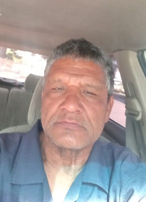 Héctor из Tegucigalpa 59 лет